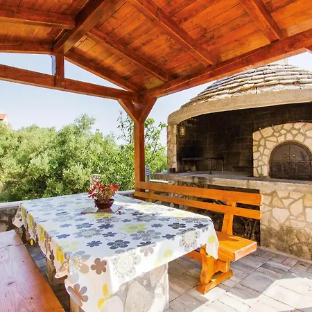 Stunning In Labin With Kitchen